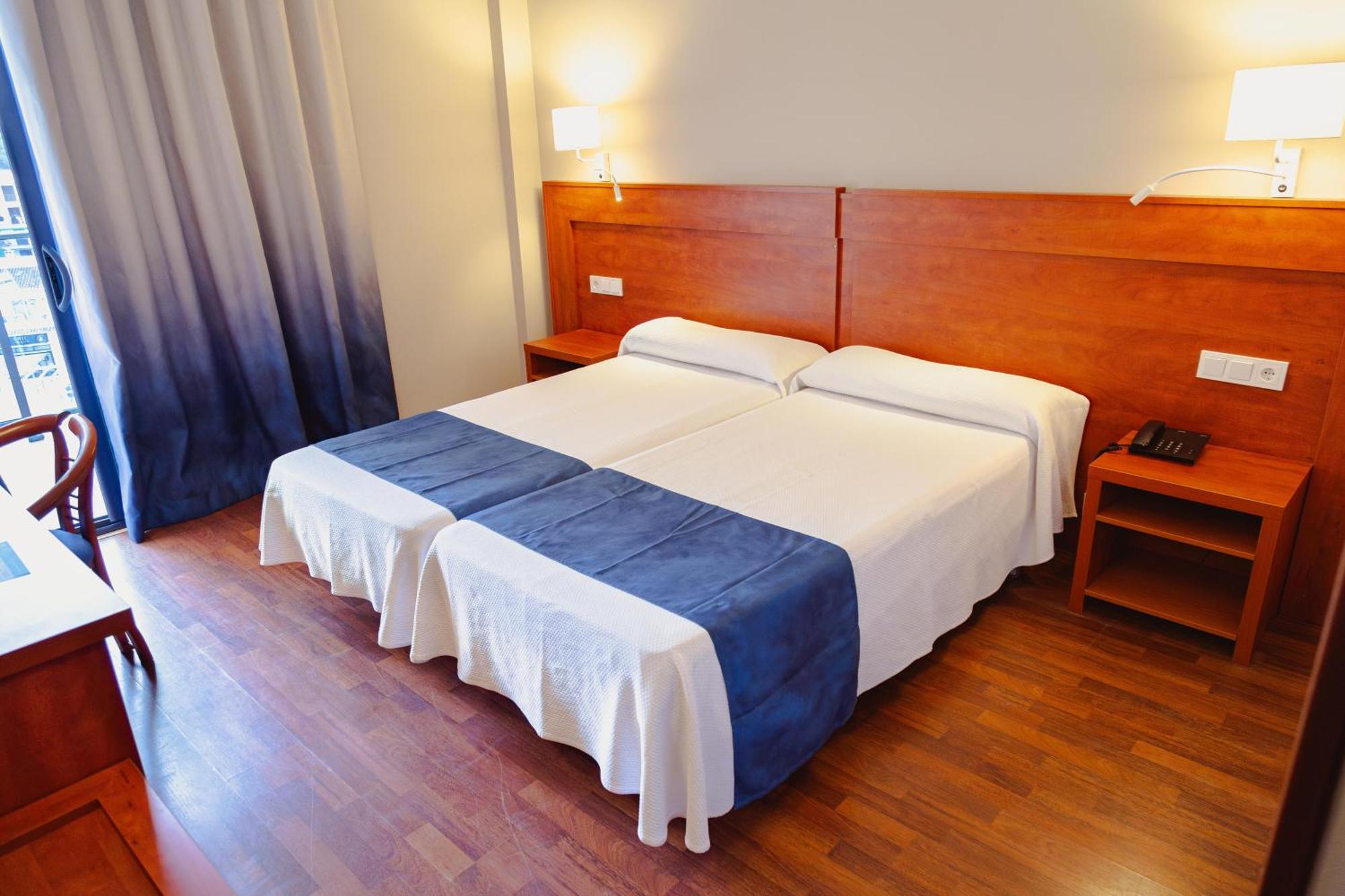 Port Denia Hotell Eksteriør bilde